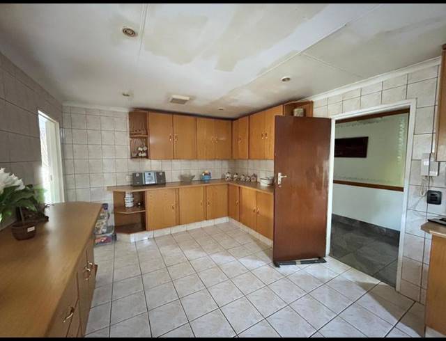4 BEDROOM HOUSE FOR SALE IN BAKERTON